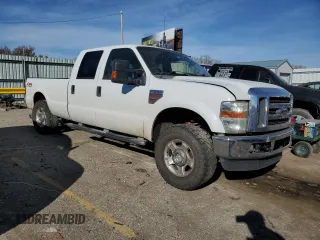 2010 Ford F-250 XL with VIN 1FTSW2BR8AEA98486, listed as a Copart auction lot 81964114 with 240,827 mi miles and Salvage title. Bid and sale history available at DreamBid. Image 4.