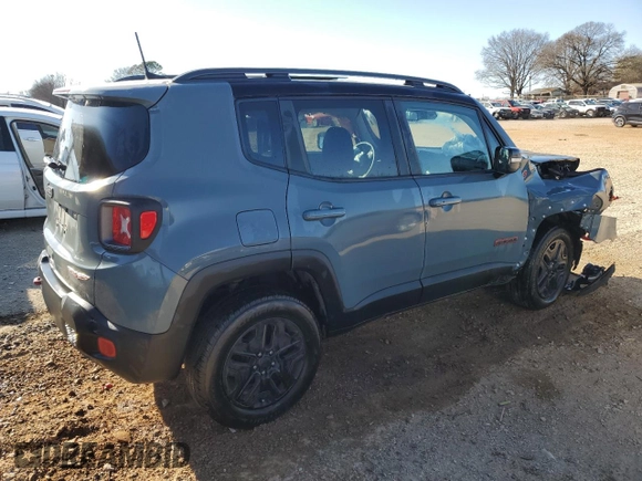 2018 Jeep Renegade Trailhawk with VIN ZACCJBCB1JPH97521, listed as a Copart auction lot 48514775 with 68,612 mi miles and Salvage Title. Bid and sale history available at carsss.com. Image 3.