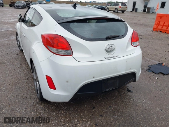 2016 Hyundai Veloster with VIN KMHTC6AD8GU248553, listed as a IAAI auction lot 42174244 with Not provided miles and . Bid and sale history available at DreamBid. Image 3.