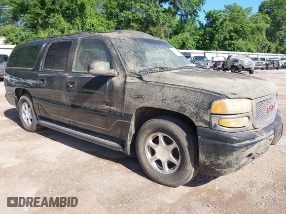 2003 GMC Yukon XL Denali with VIN 1GKFK66U43J248482, listed as a IAAI auction lot 42073907 with 286,896 mi miles. Bid and sale history available at carsss.com. Image 1.