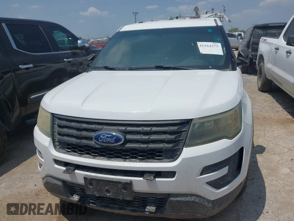2017 Ford Police Interceptor Utility z VIN 1FM5K8ARXHGB40700, wystawiony jako IAAI lot #42264375 z przebiegiem Nie podano mil oraz . Historia ofert i sprzedaży dostępna na DreamBid. Obrazek 6.