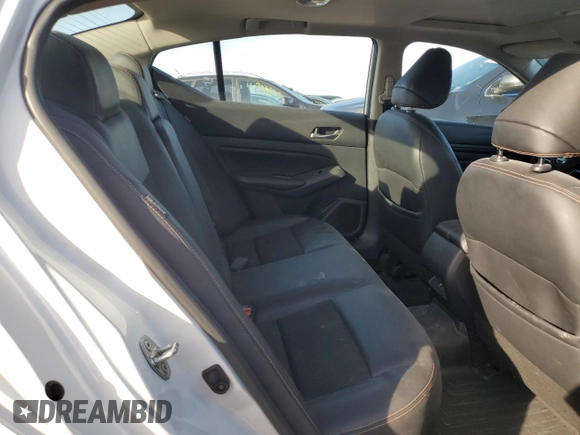 2019 Nissan Altima 2.5 SR with VIN 1N4BL4CV8KN320094, listed as a Copart auction lot 48424995 with 57,642 mi miles and Salvage Title. Bid and sale history available at carsss.com. Image 10.
