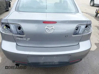 2006 Mazda 3 i with VIN JM1BK12F261420775, listed as a IAAI auction lot 42031576 with 145,530 mi miles. Bid and sale history available at carsss.com. Image 13.