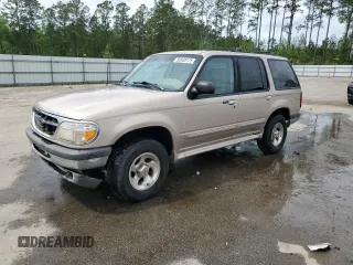 1998 Ford Explorer XL z VIN 1FMZU34E8WUD28654, wystawiony jako Copart lot #50938175 z przebiegiem 315 748 mil mil oraz Szkoda całkowita • Salvage title. Historia ofert i sprzedaży dostępna na DreamBid. Obrazek 1.