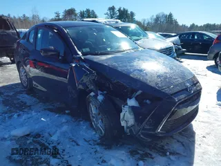 2016 Scion iA z VIN 3MYDLBZV0GY137833, wystawiony jako IAAI lot #41582373 z przebiegiem Nie podano mil oraz . Historia ofert i sprzedaży dostępna na DreamBid. Obrazek 1.