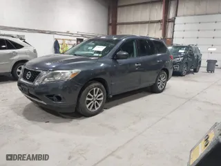 2014 Nissan Pathfinder SV with VIN 5N1AR2MM2EC617341, listed as a IAAI auction lot 41980281 with 157,880 mi miles. Bid and sale history available at carsss.com. Image 2.