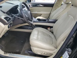 2014 Lincoln MKZ with VIN 3LN6L2GK7ER817845, listed as a Copart auction lot 59748945 with 176,295 mi miles and Salvage title. Bid and sale history available at DreamBid. Image 7.