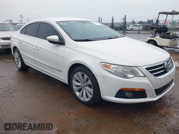 2010 Volkswagen CC Sport with VIN WVWNN7AN6AE552567, listed as a IAAI auction lot 41470802 with 117,539 mi miles. Bid and sale history available at carsss.com. Image 1.