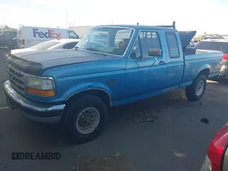 1993 Ford F-150 with VIN 1FTEX14N8PKA79445, listed as a IAAI auction lot 42403890 with 205,198 mi miles and . Bid and sale history available at DreamBid. Image 2.