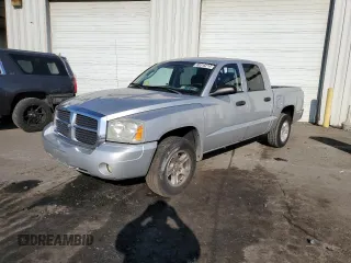 2006 Dodge Dakota SLT with VIN 1D7HE48KX6S505693, listed as a Copart auction lot 80316214 with 221,637 mi miles and Salvage Title. Bid and sale history available at carsss.com. Image 1.