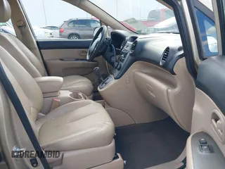 2008 Kia Rondo EX with VIN KNAFG526387162838, listed as a IAAI auction lot 41401947 with 187,062 mi miles. Bid and sale history available at carsss.com. Image 5.