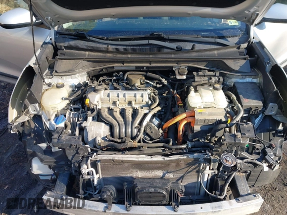 2018 Kia Niro LX with VIN KNDCB3LC1J5114060, listed as a IAAI auction lot 41326850 with 106,330 mi miles. Bid and sale history available at carsss.com. Image 10.