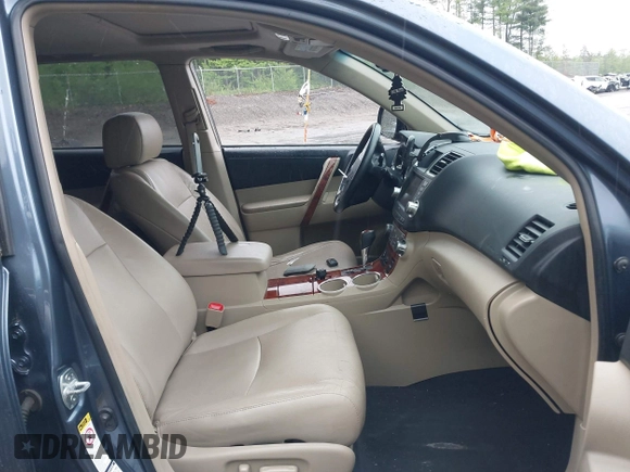 2012 Toyota Highlander Limited with VIN 5TDDK3EH8CS173407, listed as a IAAI auction lot 42327833 with 128,909 mi miles and . Bid and sale history available at DreamBid. Image 5.