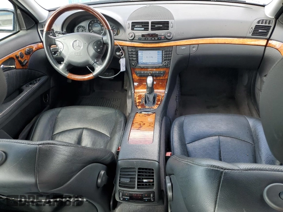 2006 Mercedes-Benz E 500 z VIN WDBUF70J76A869293, wystawiony jako Copart lot #52042215 z przebiegiem 136 742 mil mil oraz Szkoda całkowita • Salvage title. Historia ofert i sprzedaży dostępna na DreamBid. Obrazek 8.