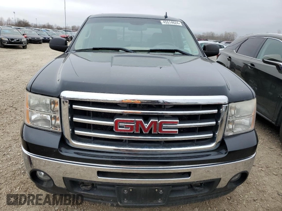 2013 GMC Sierra 1500 SLE z VIN 3GTP2VE74DG283435, wystawiony jako Copart lot #45514624 z przebiegiem 235 086 mil mil oraz Szkoda całkowita • Salvage title. Historia ofert i sprzedaży dostępna na DreamBid. Obrazek 5.
