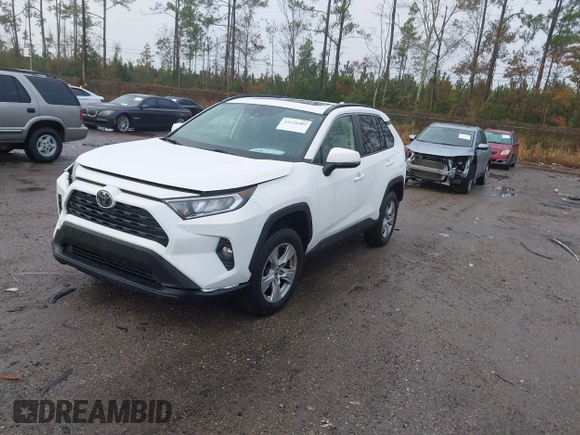2019 Toyota RAV4 XLE with VIN JTMW1RFV8KD006767, listed as a IAAI auction lot 41126402 with 69,913 mi miles. Bid and sale history available at carsss.com. Image 17.