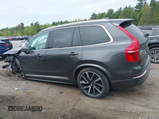 2024 Volvo XC90 Plus Bright Theme z VIN YV4L12PE1R1234921, wystawiony jako IAAI lot #42255873 z przebiegiem 22 994 mil mil oraz . Historia ofert i sprzedaży dostępna na DreamBid. Obrazek 15.