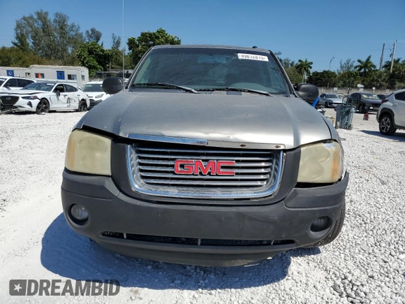 2003 GMC Envoy SLE with VIN 1GKDT13S532244221, listed as a Copart auction lot 49812815 with 286,558 mi miles and Salvage Title. Bid and sale history available at carsss.com. Image 5.