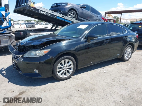 2013 Lexus ES 300h with VIN JTHBW1GG1D2034392, listed as a IAAI auction lot 42236596 with 207,830 mi miles and . Bid and sale history available at DreamBid. Image 2.