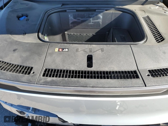 2024 Kia EV9 Light Long Range with VIN KNDAB5S10R6021619, listed as a Copart auction lot 41933575 with 6,622 mi miles and Salvage Title. Bid and sale history available at carsss.com. Image 14.