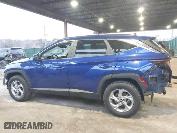 2022 Hyundai Tucson SEL with VIN 5NMJBCAEXNH069845, listed as a IAAI auction lot 41481383 with 10,985 mi miles and . Bid and sale history available at DreamBid. Image 15.