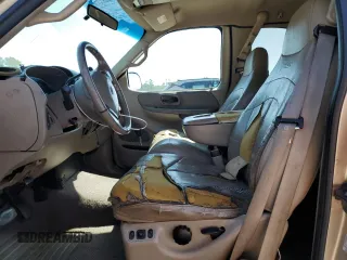 2000 Ford F-150 XL z VIN 1FTRX17L7YKA05947, wystawiony jako Copart lot #50206495 z przebiegiem Nie podano mil oraz Szkoda całkowita • Salvage title. Historia ofert i sprzedaży dostępna na DreamBid. Obrazek 7.
