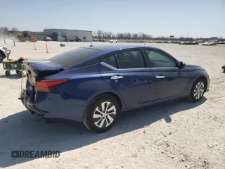 2020 Nissan Altima S with VIN 1N4BL4BVXLC260088, listed as a Copart auction lot 49124085 with 32,889 mi miles and Salvage Title. Bid and sale history available at carsss.com. Image 3.