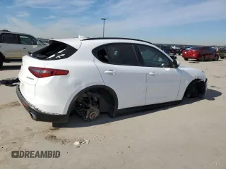 2019 Alfa Romeo Stelvio z VIN ZASPAJAN1K7C36301, wystawiony jako Copart lot #88811295 z przebiegiem Nie podano mil oraz Szkoda całkowita • Salvage title. Historia ofert i sprzedaży dostępna na DreamBid. Obrazek 3.