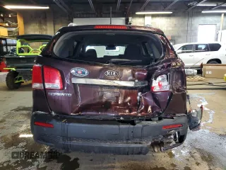 2011 Kia Sorento LX with VIN 5XYKT3A29BG139221, listed as a Copart auction lot 81924054 with 156,550 mi miles and Clean Title. Bid and sale history available at DreamBid. Image 6.
