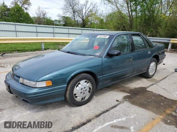 1997 Oldsmobile Cutlass Supreme S z VIN 1G3WH52MXVF317238, wystawiony jako Copart lot #53523905 z przebiegiem 135 925 mil mil oraz Szkody całkowita. Historia ofert i sprzedaży dostępna na DreamBid. Obrazek 1.