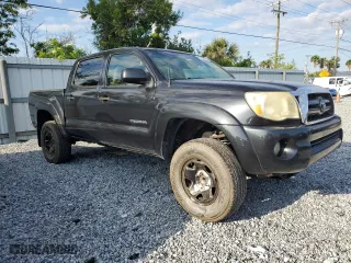 2009 Toyota Tacoma PreRunner with VIN 3TMJU62N79M090598, listed as a Copart auction lot 52785705 with 272,677 mi miles and Non Repairable. Bid and sale history available at carsss.com. Image 4.