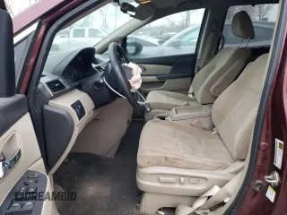 2017 Honda Odyssey SE with VIN 5FNRL5H39HB026684, listed as a Copart auction lot 46388465 with 176,311 mi miles and Non Repairable. Bid and sale history available at carsss.com. Image 7.