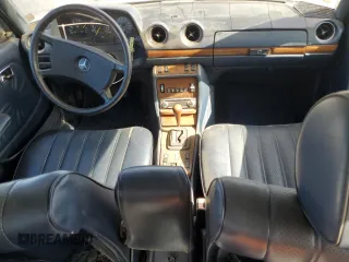 1983 Mercedes-Benz 300 with VIN WDBAB33AXDB020060, listed as a Copart auction lot 80495384 with 151,330 mi miles and Clean Title. Bid and sale history available at carsss.com. Image 8.