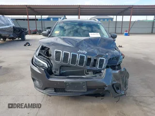2020 Jeep Cherokee Latitude Plus with VIN 1C4PJLLB5LD639711, listed as a IAAI auction lot 41261752 with 35,609 mi miles. Bid and sale history available at carsss.com. Image 13.