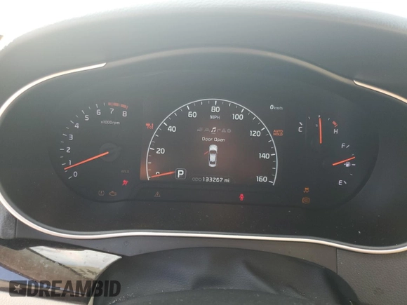 2014 Kia Cadenza Premium with VIN KNALN4D76E5135293, listed as a Copart auction lot 84682504 with 133,267 mi miles and Non Repairable. Bid and sale history available at carsss.com. Image 9.
