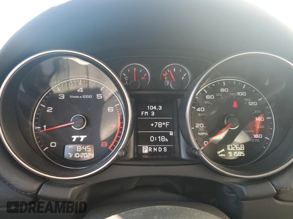2009 Audi TT z VIN TRUKF38J391020407, wystawiony jako Copart lot #62101664 z przebiegiem 91 585 mil mil oraz Szkoda całkowita • Salvage title. Historia ofert i sprzedaży dostępna na DreamBid. Obrazek 9.