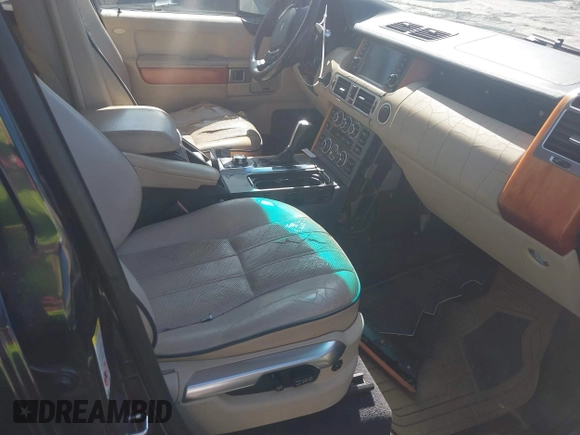 2007 Land Rover Range Rover HSE with VIN SALMF15417A239717, listed as a IAAI auction lot 41998591 with 193,378 mi miles and . Bid and sale history available at DreamBid. Image 5.