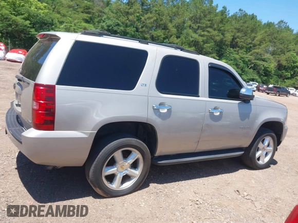 2007 Chevrolet Tahoe LTZ with VIN 1GNFK13037R265384, listed as a IAAI auction lot 42343911 with 162,688 mi miles and . Bid and sale history available at DreamBid. Image 6.