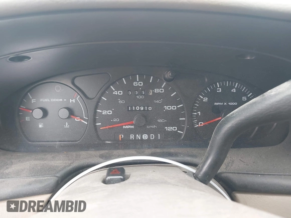 2001 Ford Taurus SES with VIN 1FAFP55U71A194476, listed as a IAAI auction lot 42094306 with 110,910 mi miles. Bid and sale history available at carsss.com. Image 7.