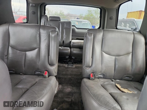 2004 Cadillac Escalade z VIN 1GYEC63T64R285823, wystawiony jako Copart lot #59167915 z przebiegiem 289 955 mil mil oraz Szkoda całkowita • Salvage title. Historia ofert i sprzedaży dostępna na DreamBid. Obrazek 10.