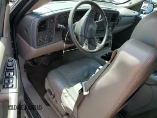2005 Chevrolet Suburban LS with VIN 3GNFK16Z45G217822, listed as a Copart auction lot 74721784 with 0 mi miles and Non Repairable. Bid and sale history available at carsss.com. Image 8.