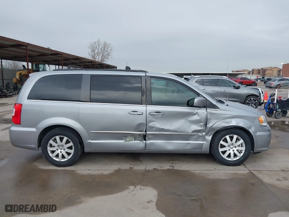 2014 Chrysler Town & Country Touring with VIN 2C4RC1BG0ER234277, listed as a IAAI auction lot 41441067 with 94,314 mi miles. Bid and sale history available at carsss.com. Image 13.