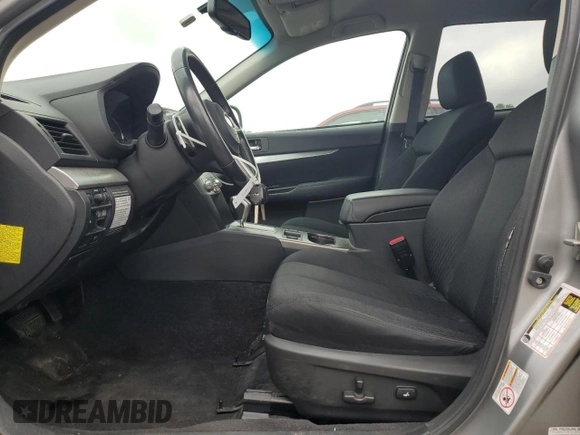 2010 Subaru Outback Premium All-Weather Anniversary z VIN 4S4BRBCC4A3353109, wystawiony jako Copart lot #60268565 z przebiegiem 135 047 mil mil oraz Szkoda całkowita • Salvage title. Historia ofert i sprzedaży dostępna na DreamBid. Obrazek 7.