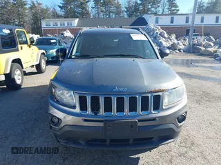 2011 Jeep Compass Latitude with VIN 1J4NF1FB4BD282703, listed as a IAAI auction lot 41753104 with 139,999 mi miles. Bid and sale history available at carsss.com. Image 12.