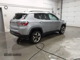 2020 Jeep Compass Limited with VIN 3C4NJDCB6LT148085, listed as a IAAI auction lot 41537903 with 55,878 mi miles and . Bid and sale history available at carsss.com. Image 4.