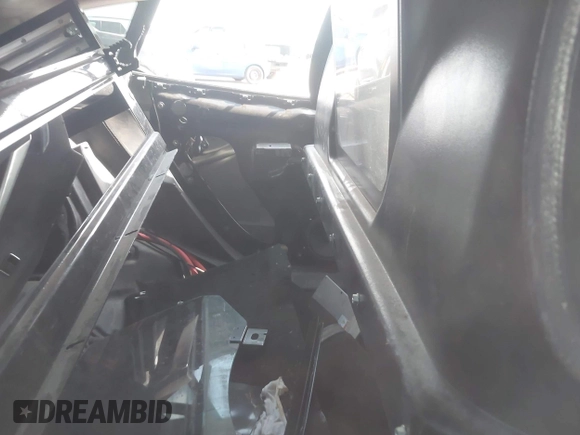 2013 Tesla Model S Performance с VIN 5YJSA1DP2DFP05411, выставлен на аукционе IAAI как лот 42705130 с пробегом Не указан миль и . История ставок и продаж доступна на DreamBid. Изображение 8.
