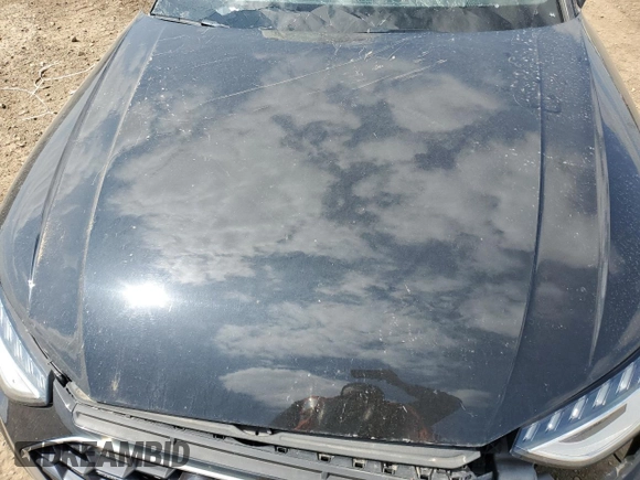 2022 Audi A4 S line Premium Plus z VIN WAUEAAF42NN015240, wystawiony jako Copart lot #52463865 z przebiegiem 56 128 mil mil oraz Szkoda całkowita • Salvage title. Historia ofert i sprzedaży dostępna na DreamBid. Obrazek 12.