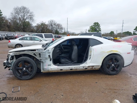 2015 Chevrolet Camaro SS with VIN 2G1FK1EJXF9294073, listed as a IAAI auction lot 41542723 with 141,367 mi miles. Bid and sale history available at carsss.com. Image 15.