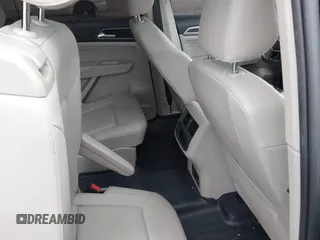 2019 Volkswagen Atlas SEL с VIN 1V2ER2CA2KC592691, выставлен на аукционе IAAI как лот 42011478 с пробегом 57 628 миль миль и . История ставок и продаж доступна на DreamBid. Изображение 8.