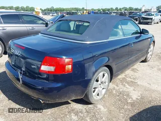 2003 Audi A4 1.8T z VIN WAUAC48H03K021806, wystawiony jako IAAI lot #42446712 z przebiegiem 137 198 mil mil oraz . Historia ofert i sprzedaży dostępna na DreamBid. Obrazek 4.